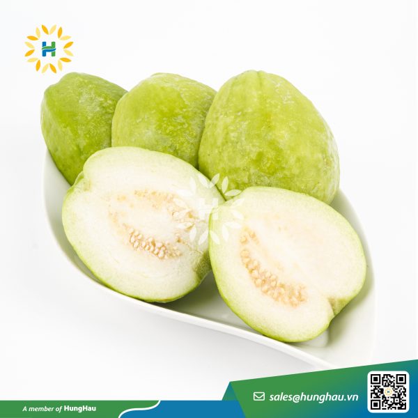 Ổi đông lạnh cắt nửa còn vỏ