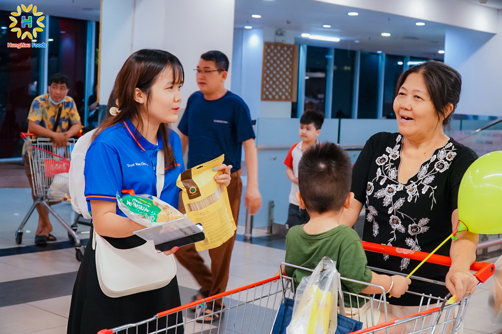 Hùng Hậu Foods tại tuần lễ giới thiệu sản phẩm Việt 2025 do Central Retail Việt Nam tổ chức