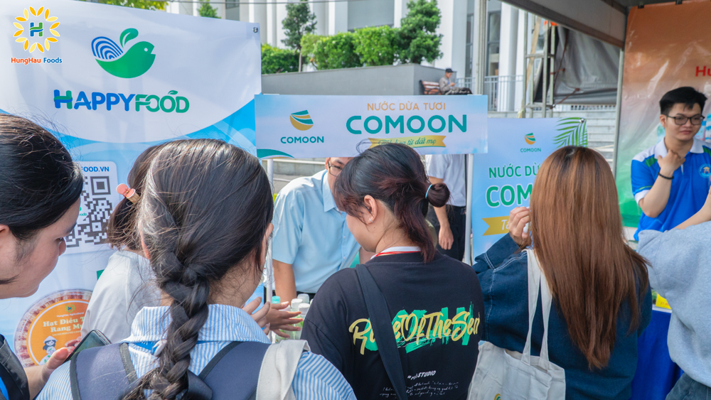Hùng Hậu Foods tại Ngày hội Việc làm 2025 - VHU Job Fair