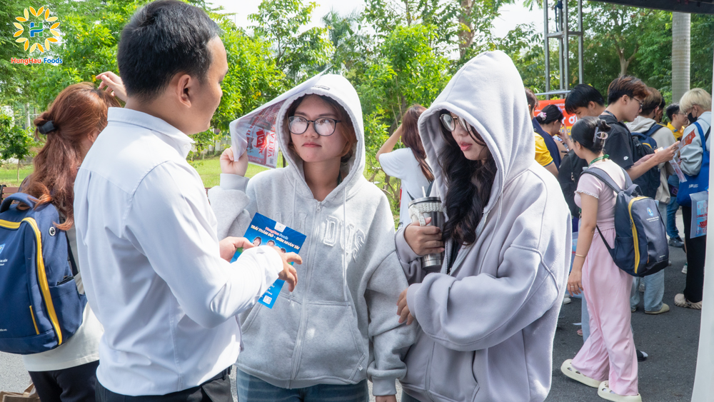 Hùng Hậu Foods tại Ngày hội Việc làm 2025 - VHU Job Fair