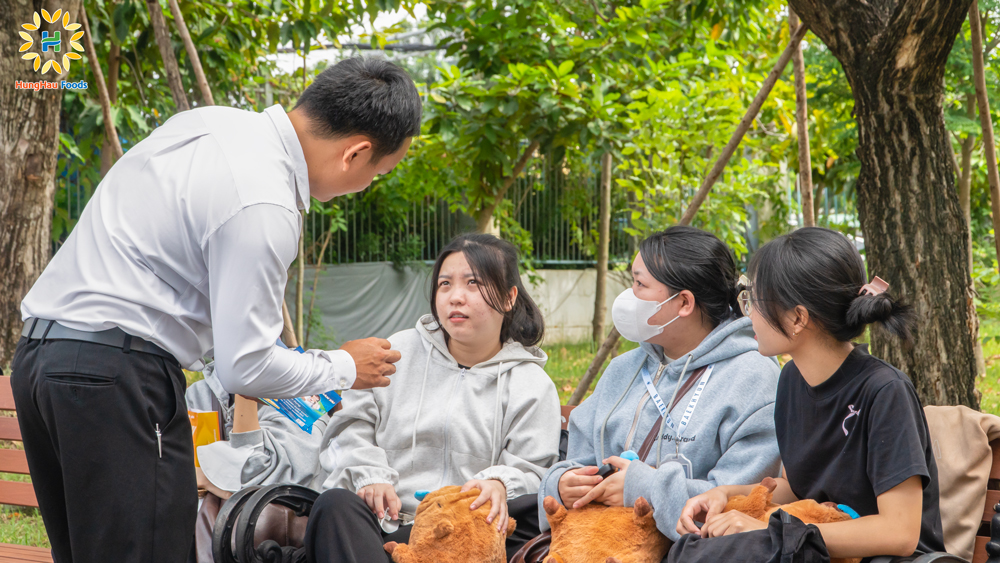 Hùng Hậu Foods tại Ngày hội Việc làm 2025 - VHU Job Fair