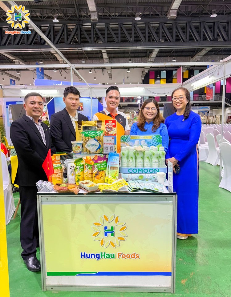 HungHau Foods góp mặt tại Hội chợ Thương mại Việt Lào (VIETLAO EXPORT 2025).