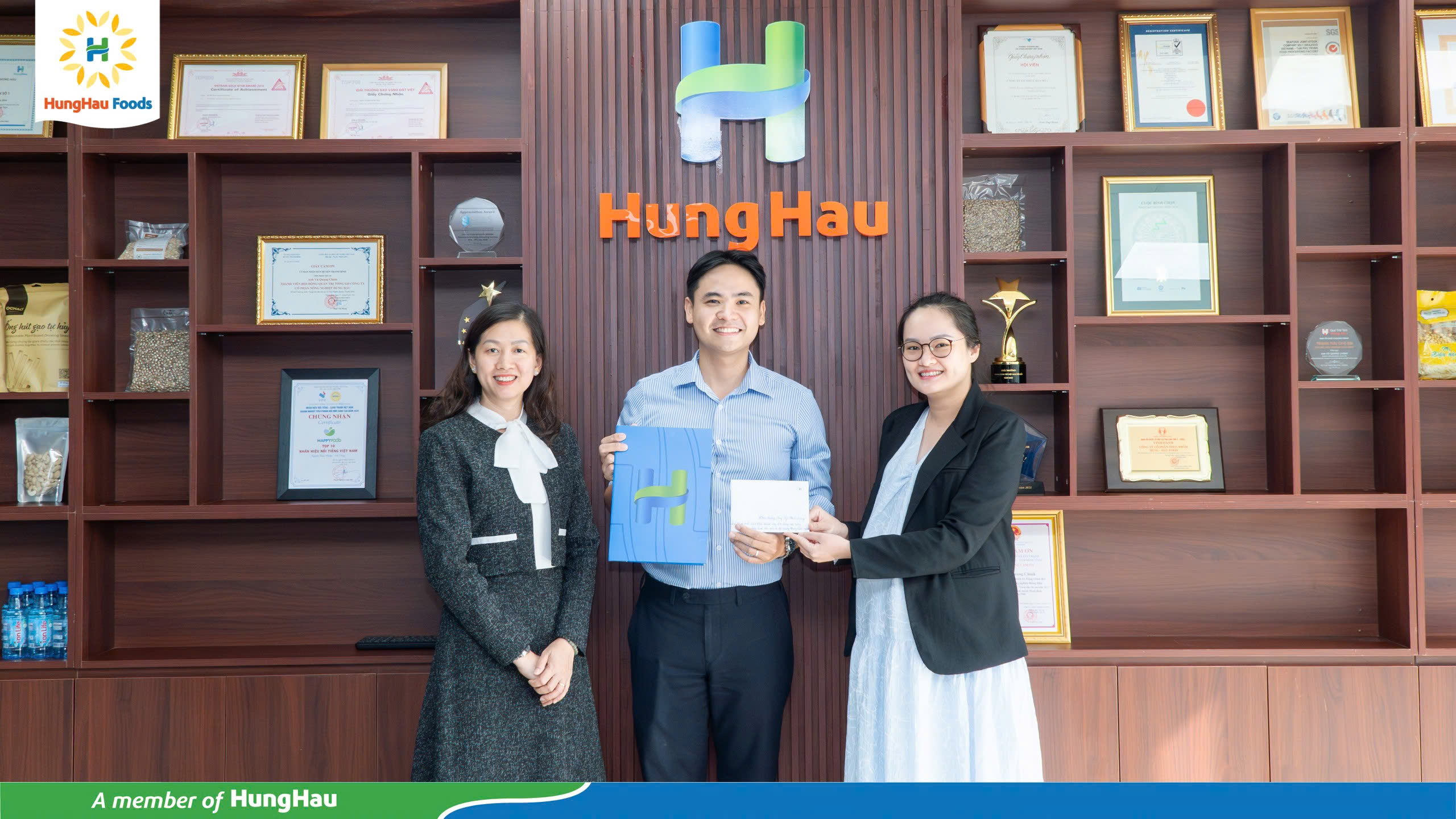 HFF thưởng nóng
