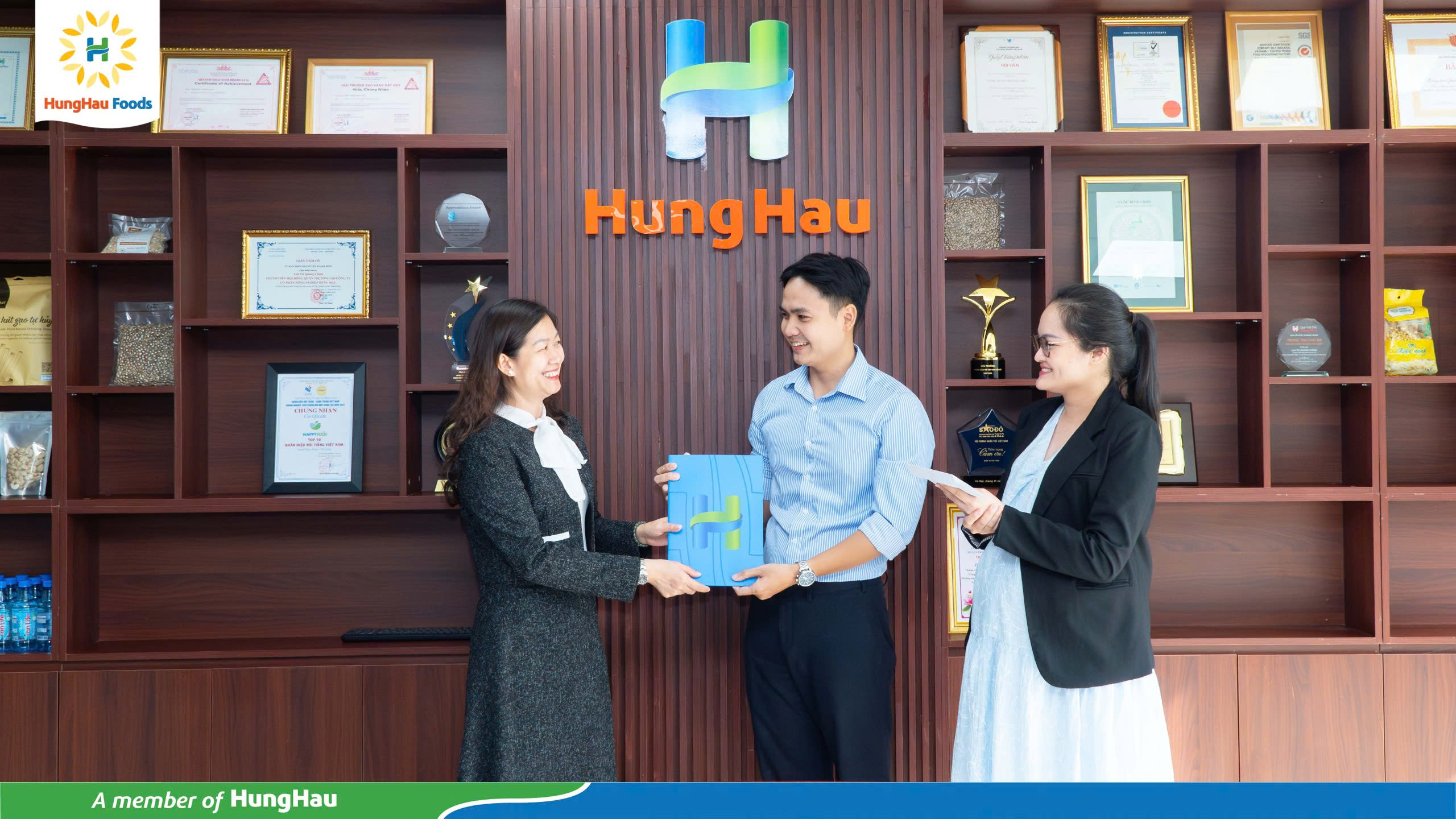 HFF thưởng nóng