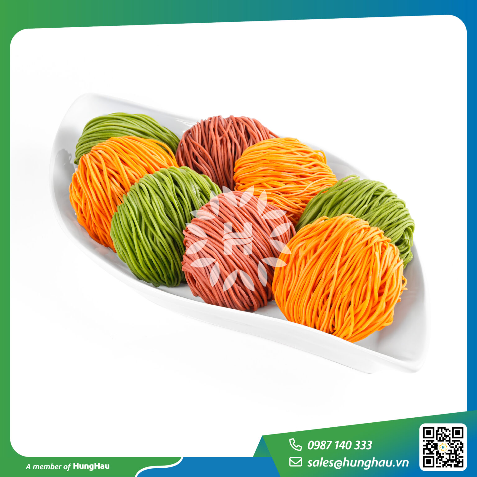 HAPPY NOODLES vegetable noodles feature vibrant colors made from natural Vietnamese vegetables.