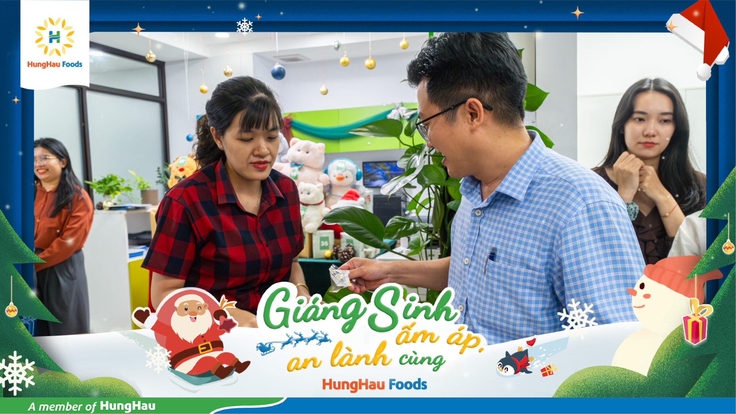 Toàn thể CB-CNV HungHau Foods tham gia sự kiện Giáng sinh 2025.