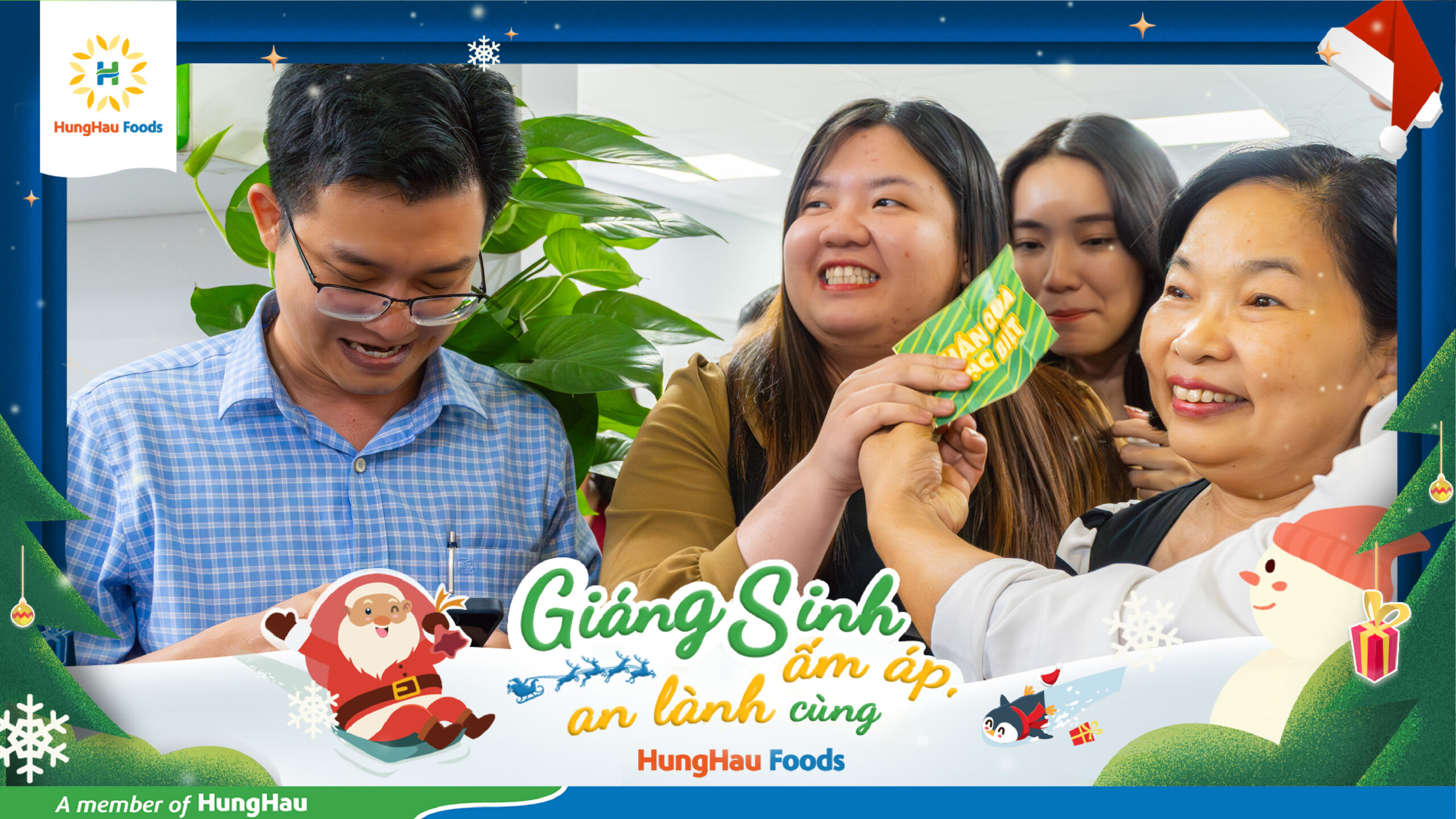 Toàn thể CB-CNV HungHau Foods tham gia sự kiện Giáng sinh 2025.